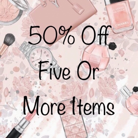 Old Navy navy blue mesh athletic youth shorts - Picture 4 of 4